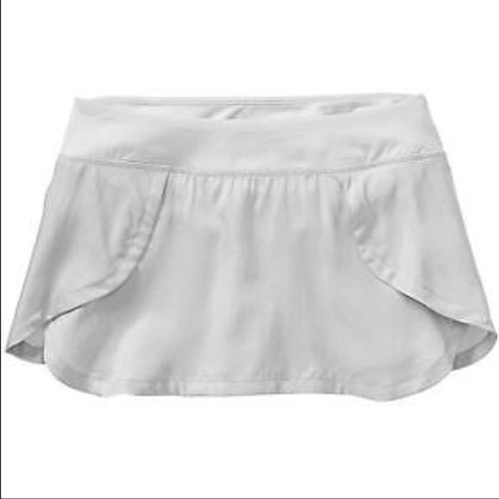 Athleta NWT Flutter Skort